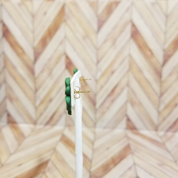 Four-Leaf Clover Stud Earrings, Dark Green - Picture 3 of 3